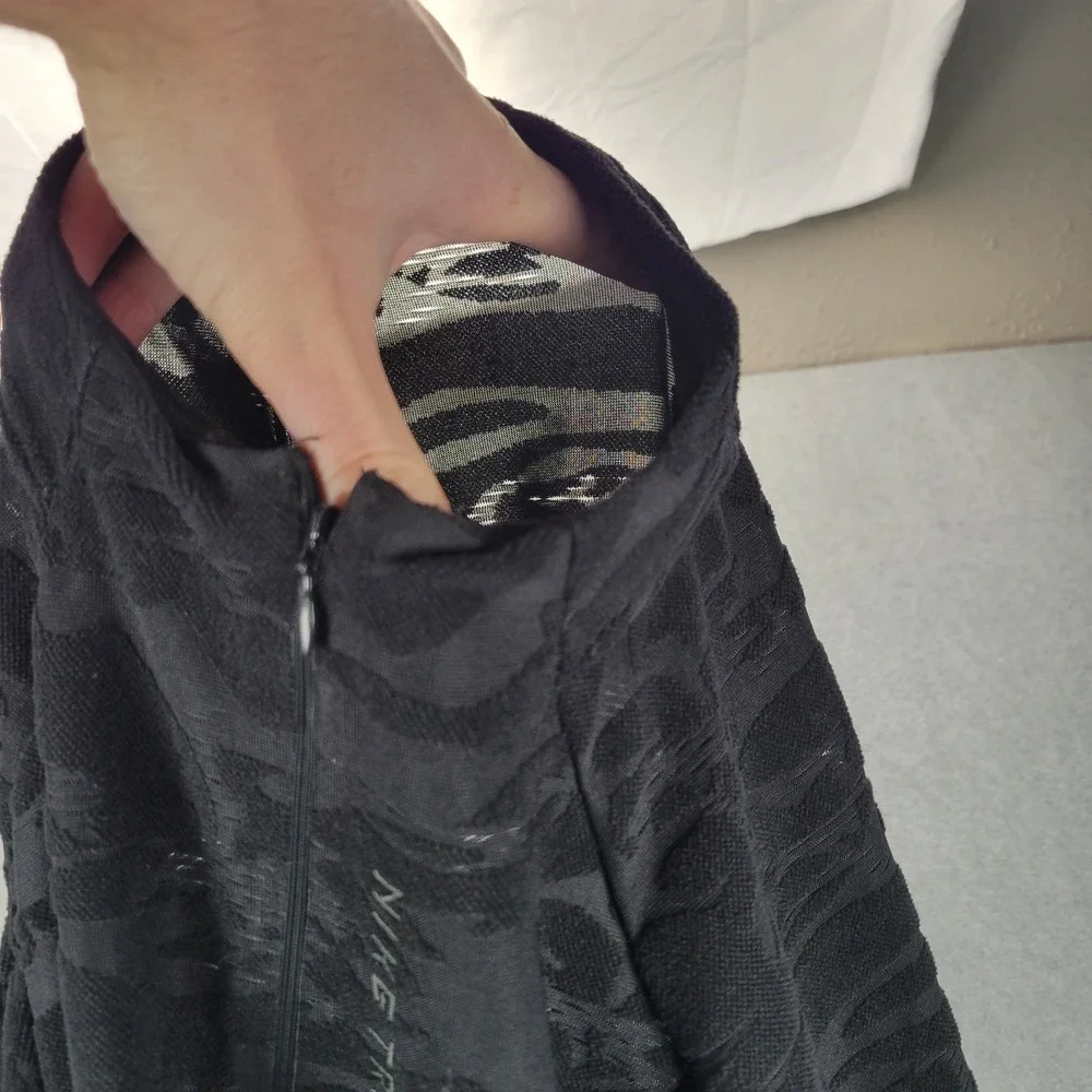 Nike Trail Running Quarter Zip Pullover Womens L Burnout Textured Camo Thumb‎